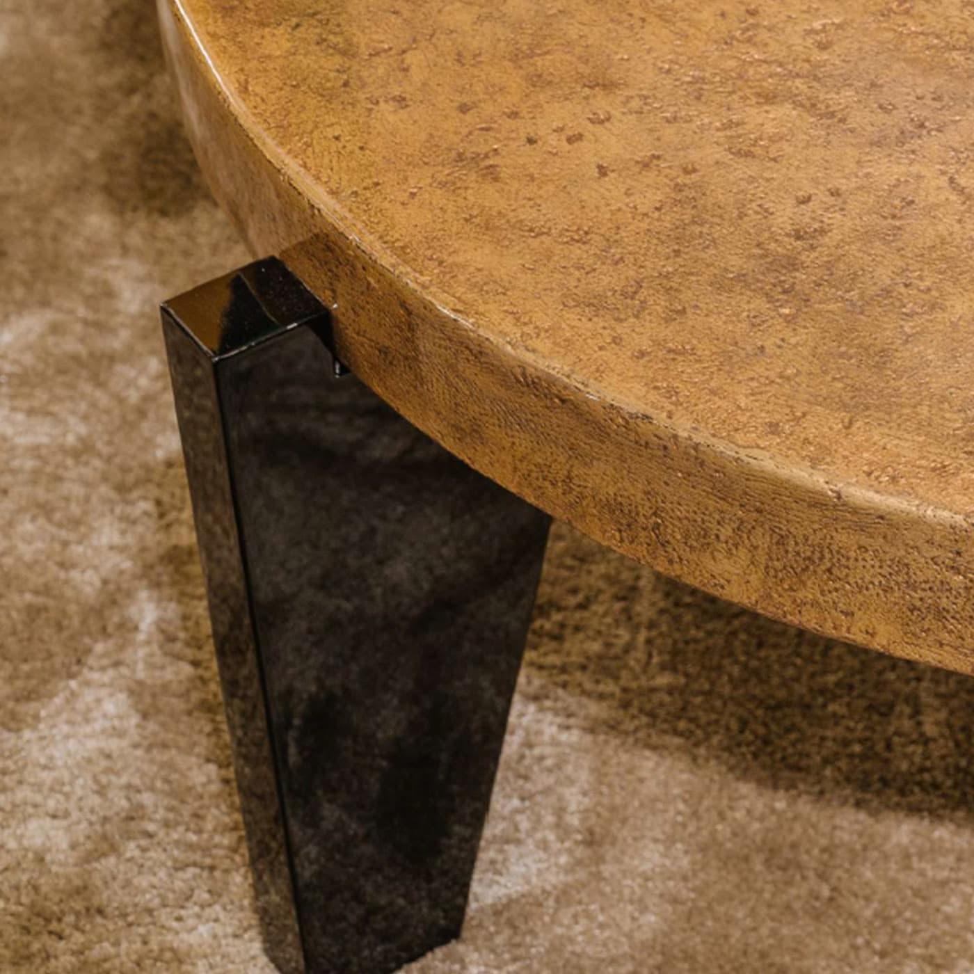 Tavolino da Caffè / Lato Artigianale Ridge | Dimensioni: Ø 90 cm