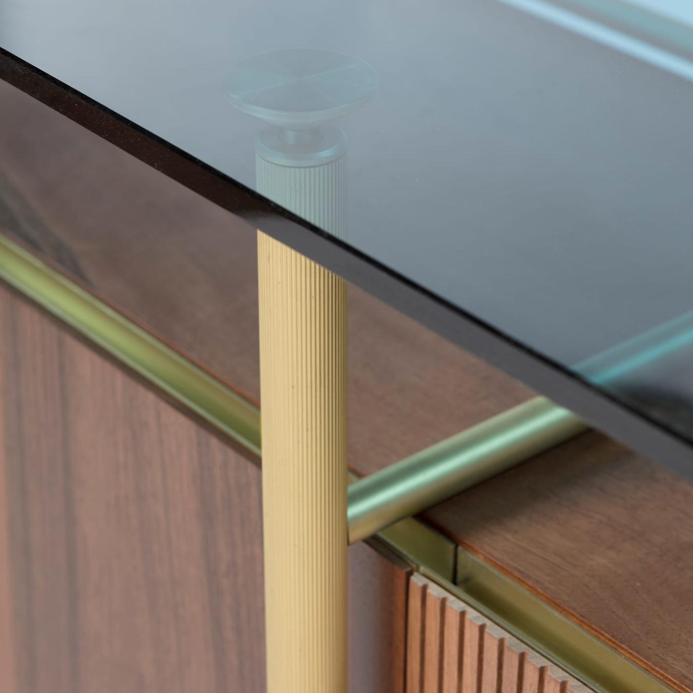 Credenza Elegante in Legno