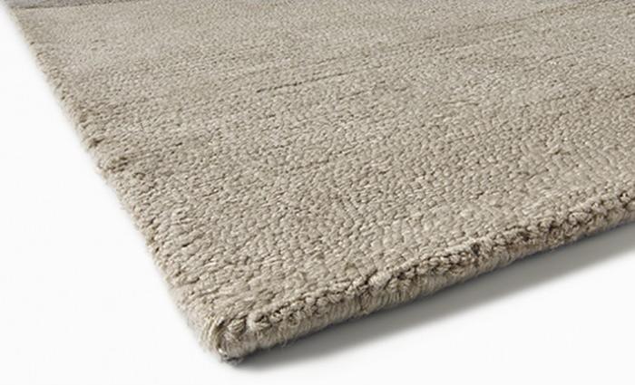 Tappeto Triangoli Beige Tuftato a Mano