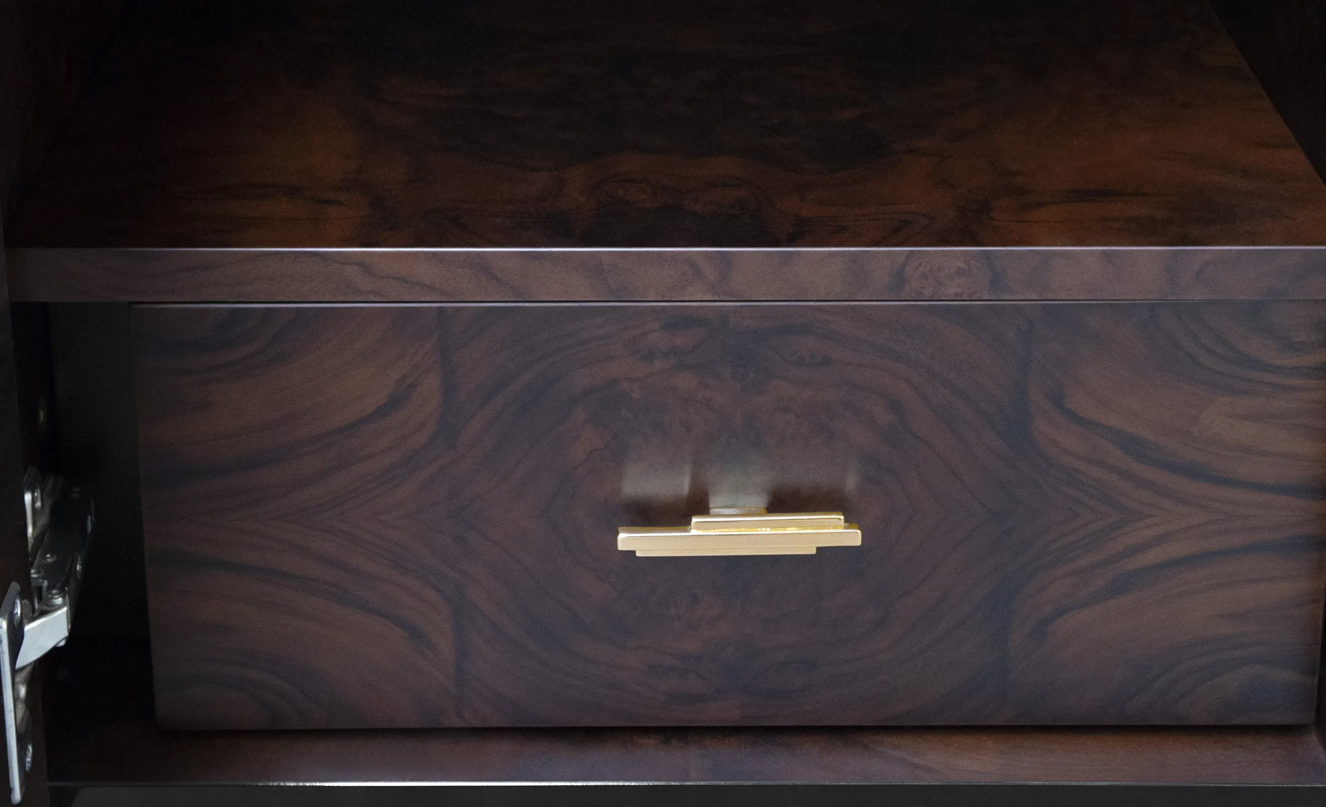 Credenza Serenade
