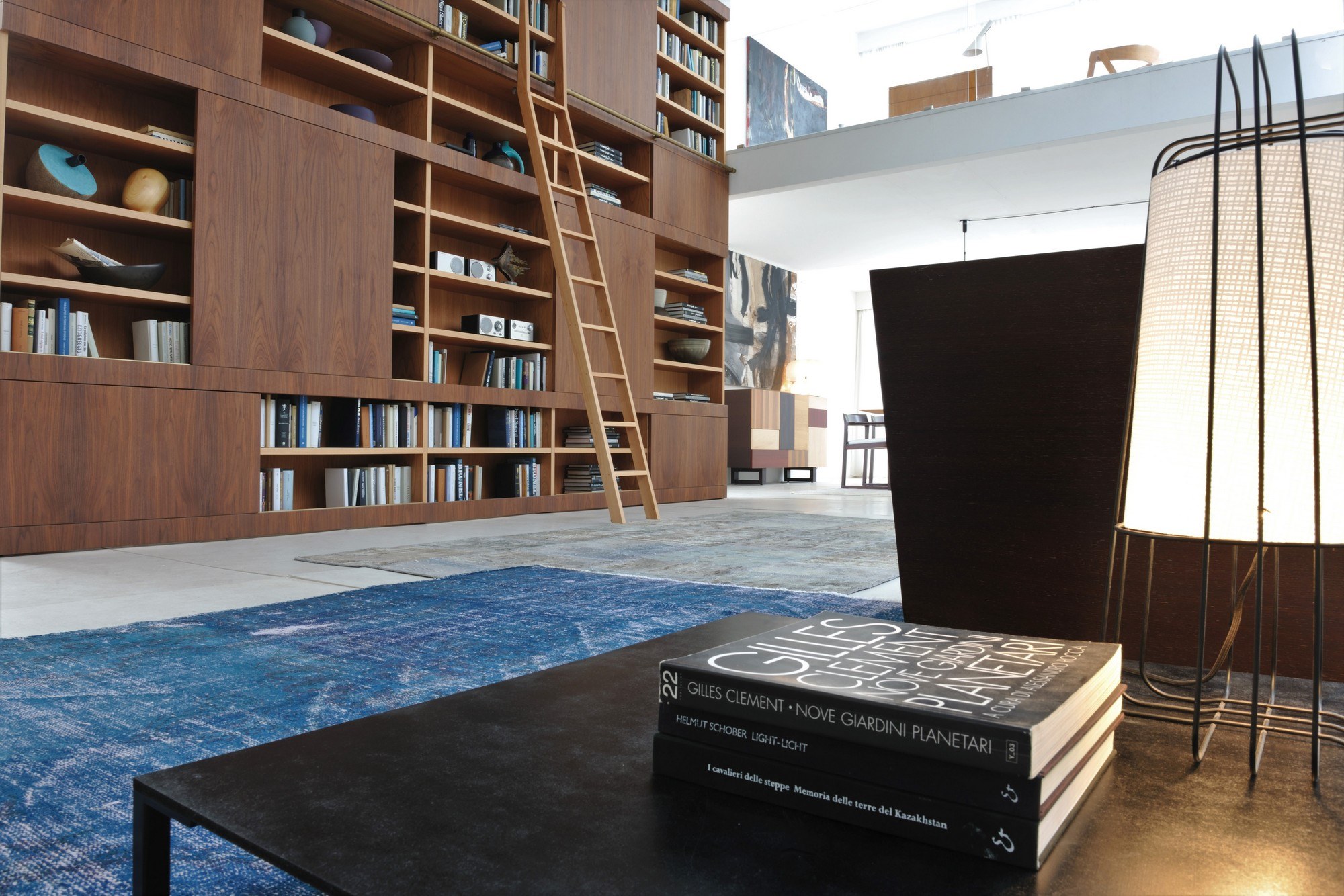 Libreria Maschera in Legno