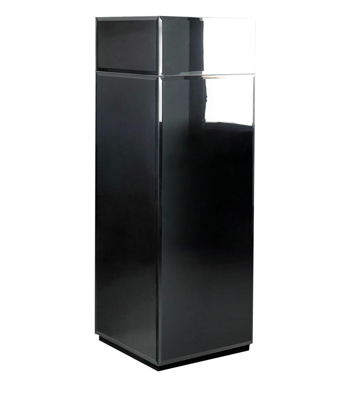 Colonna Specchiata