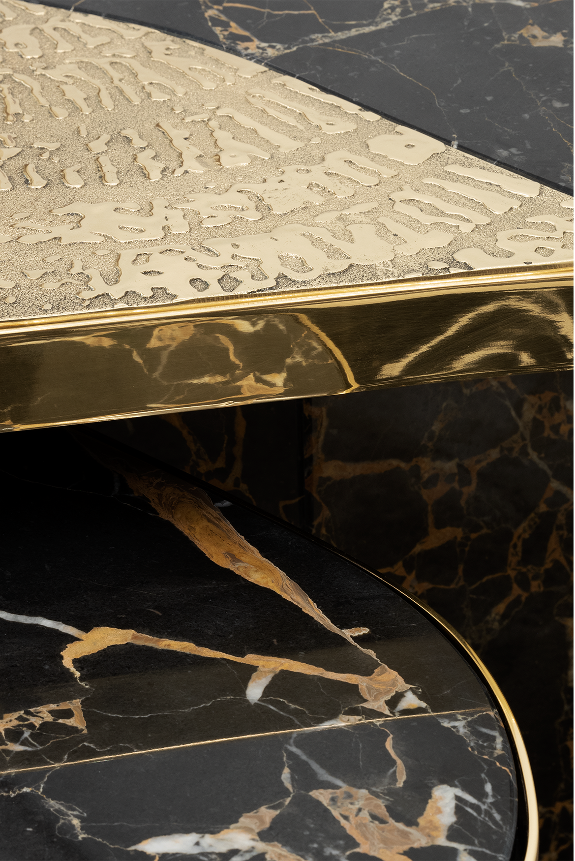 Set Tavoli Athena in Marmo Portoro e Oro