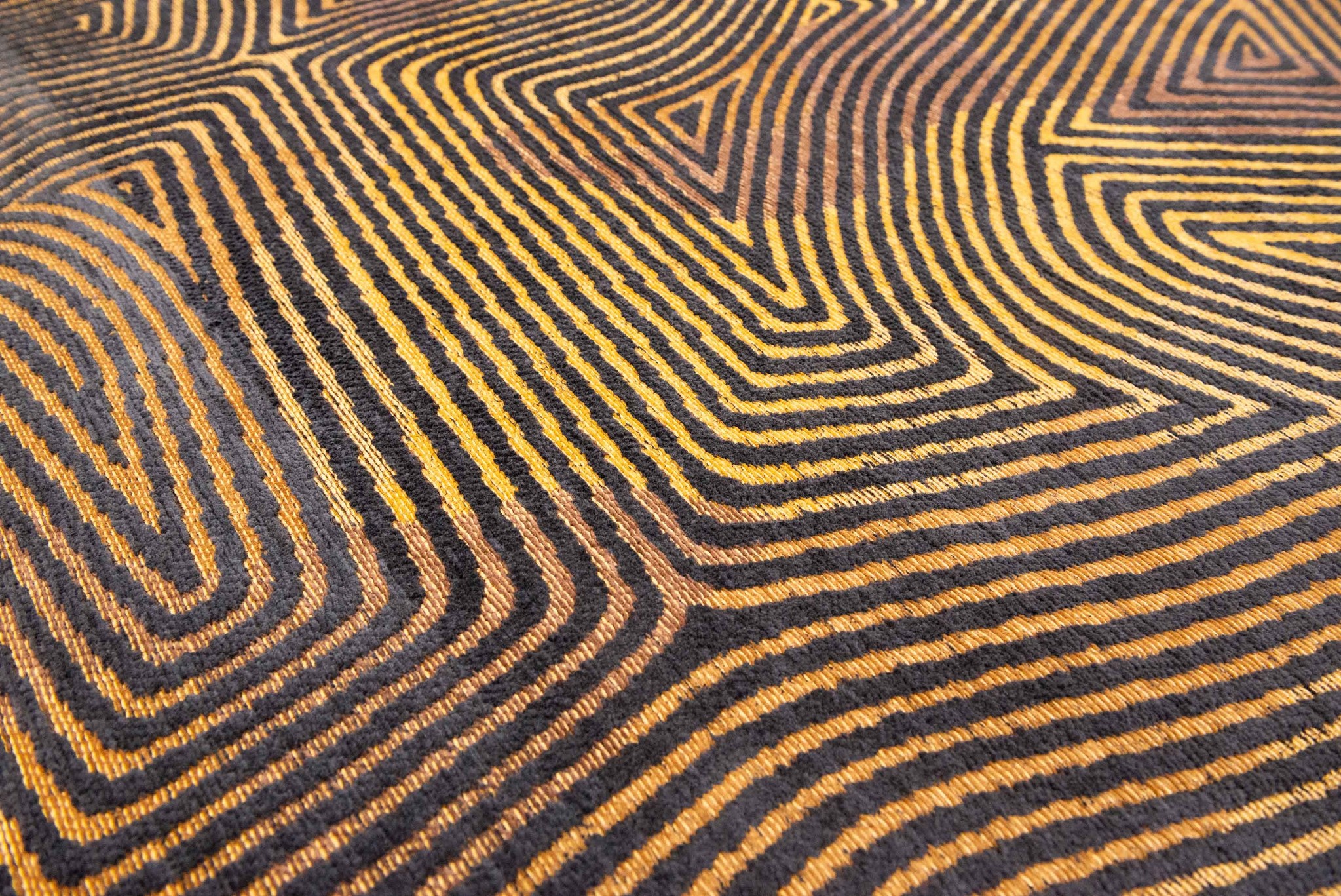 Tappeto Coral Black Gold 9227