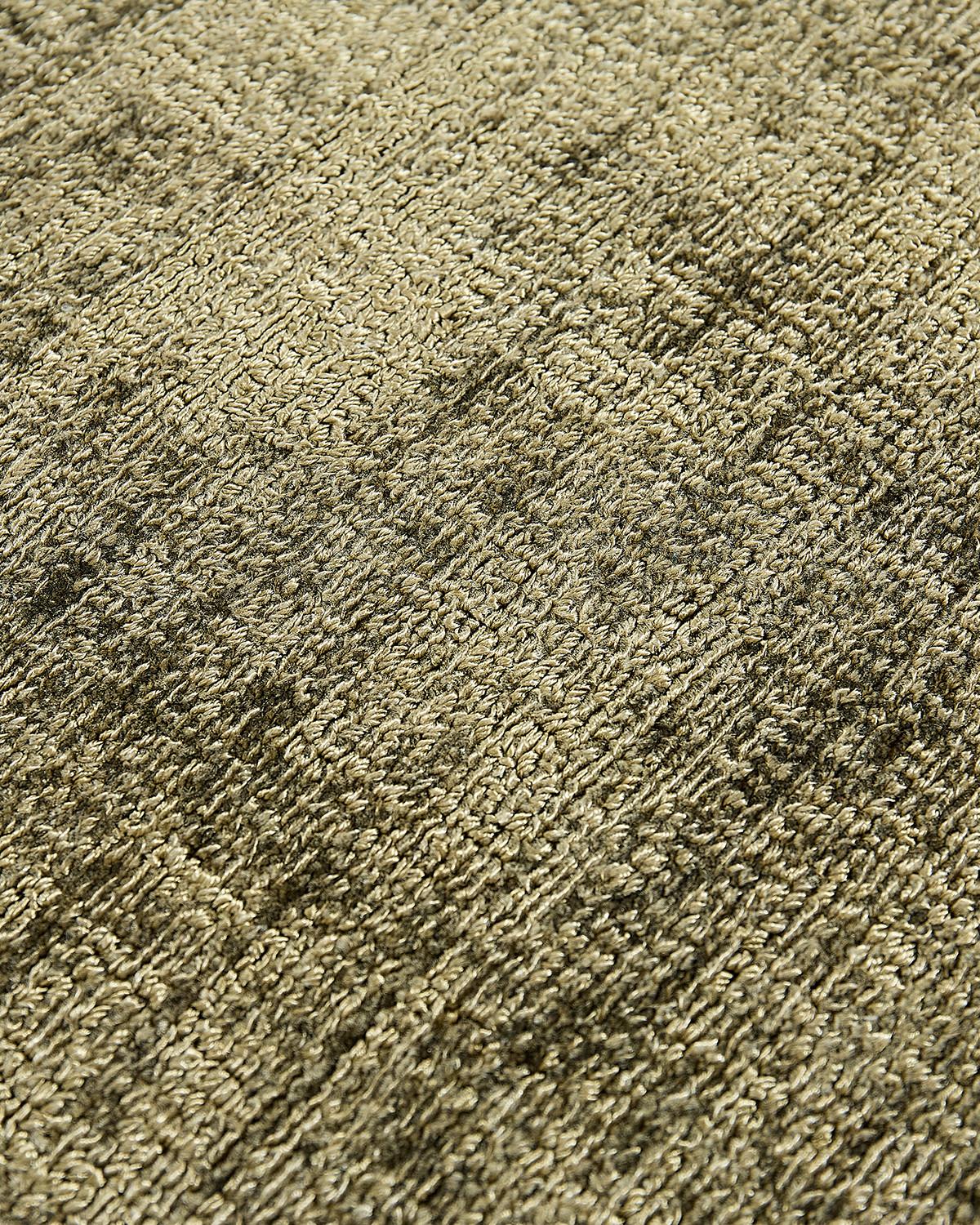 Tappeto Seta Banana Verde Oliva | Misura: 300 x 400 cm