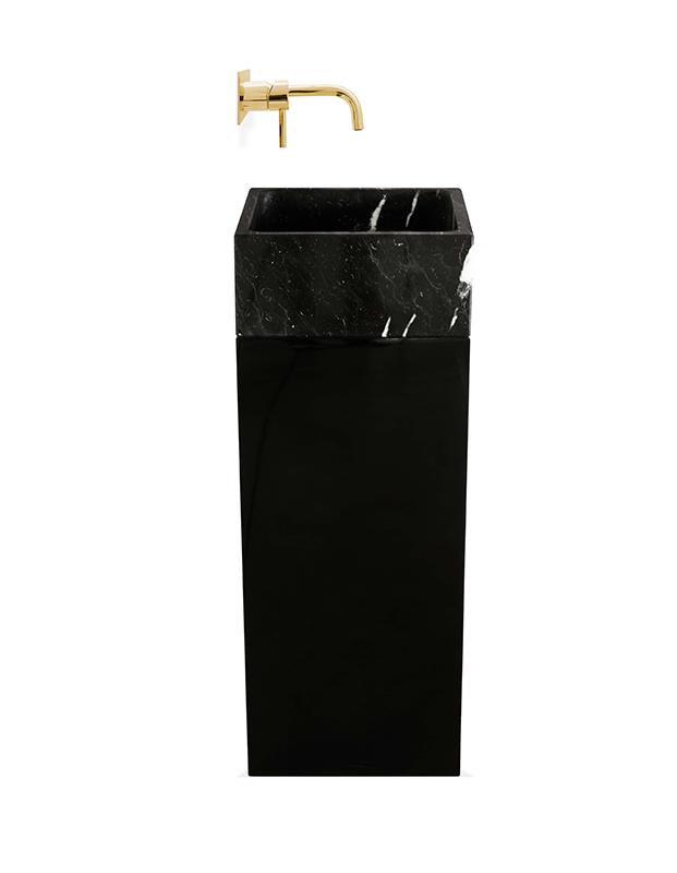 Lavabo A Colonna Monument