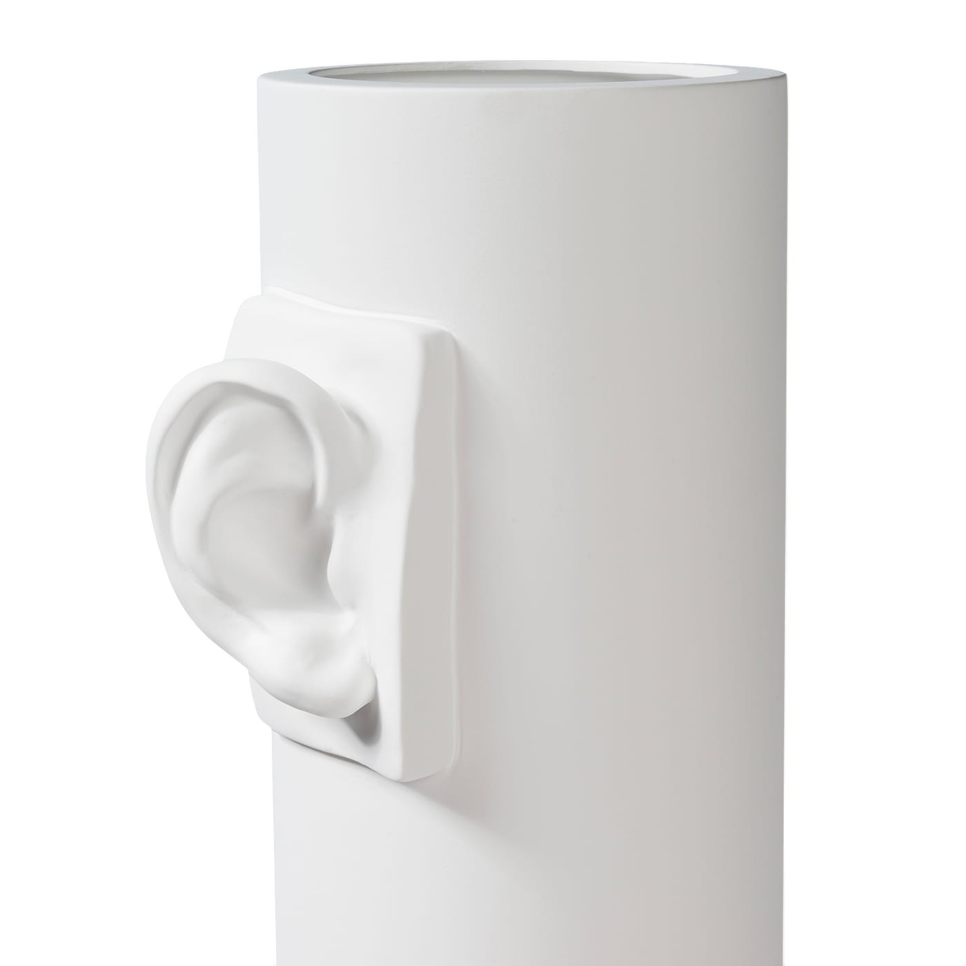 Vaso David Ear