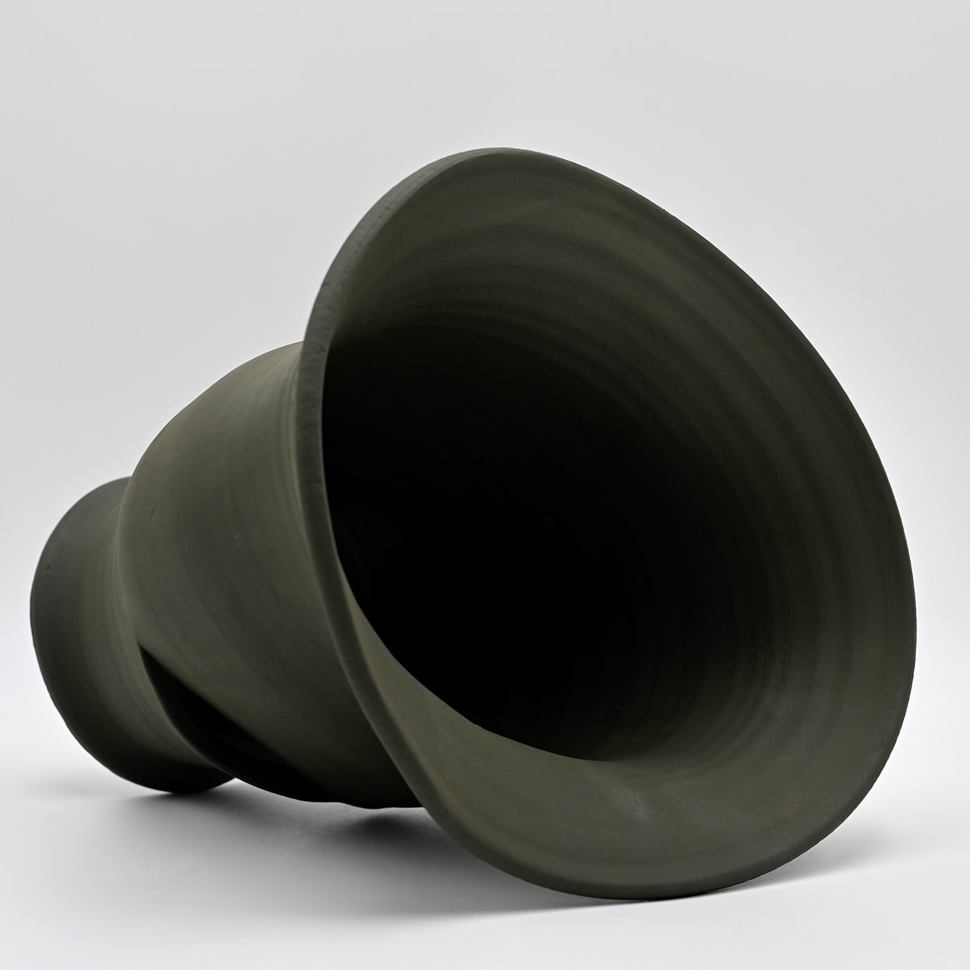 Vaso Italiano Scolpito a Mano