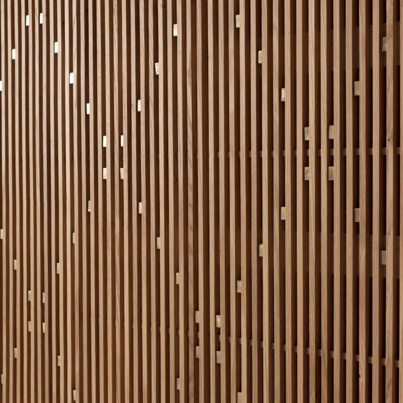 Armadio Moderno in Legno