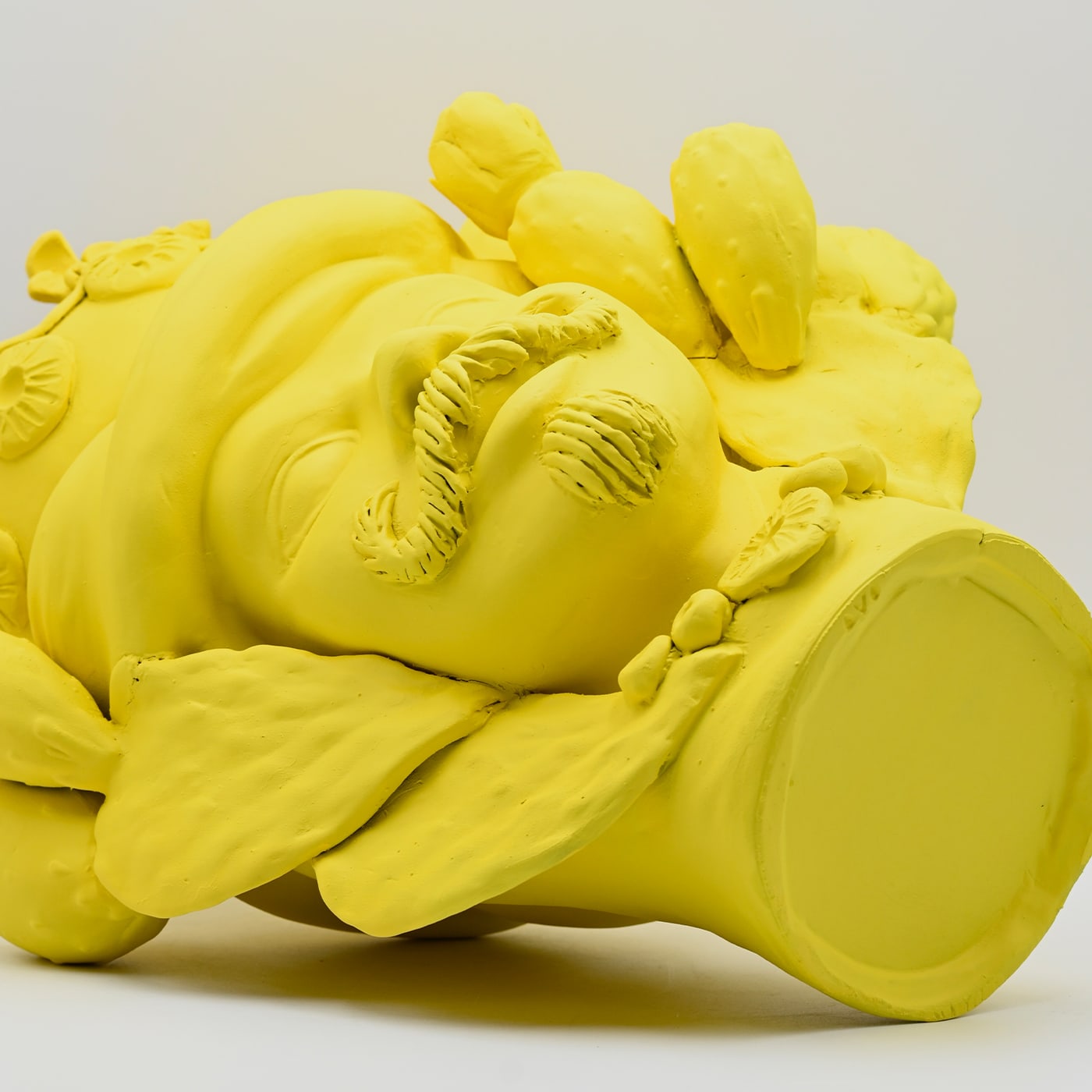 Testa di Moro Gialla Opaca Scultura