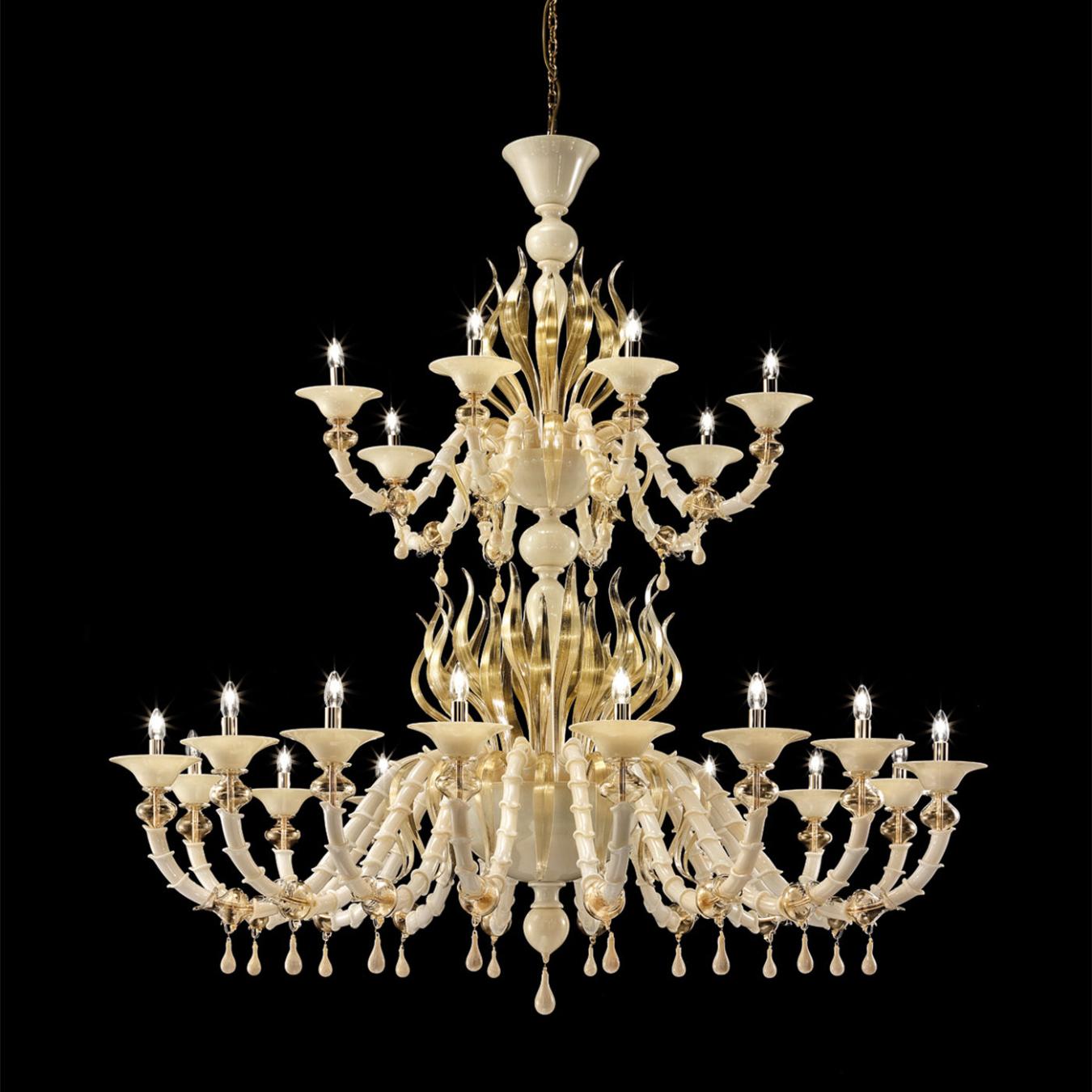 Lampadario Classico in Vetro di Murano Dorato