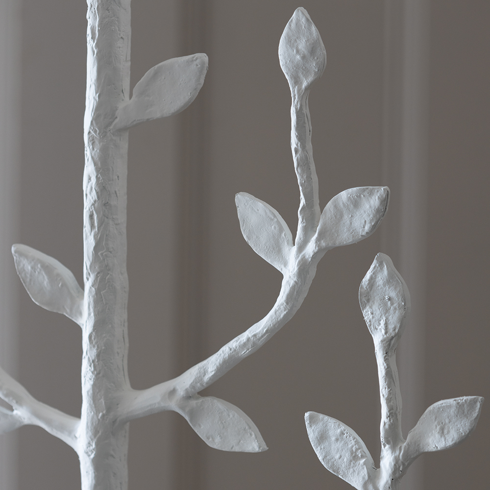 Lampada da terra Millana con finitura gesso