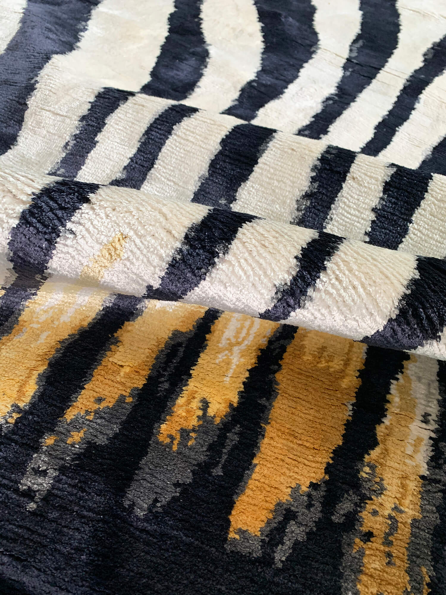 Tappeto Zebra Annodato a Mano