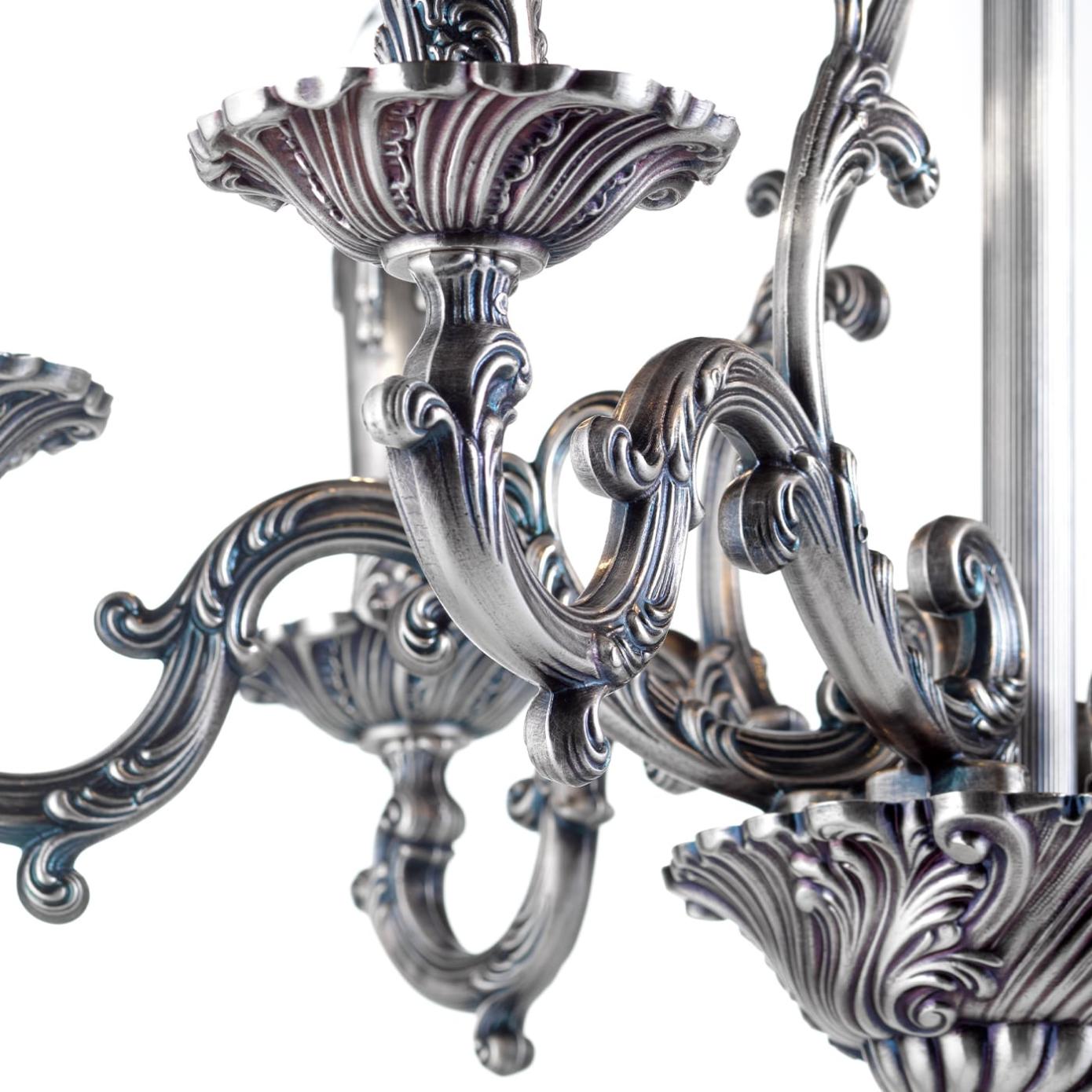 Lampadario Classico con Finitura Blu e Argento