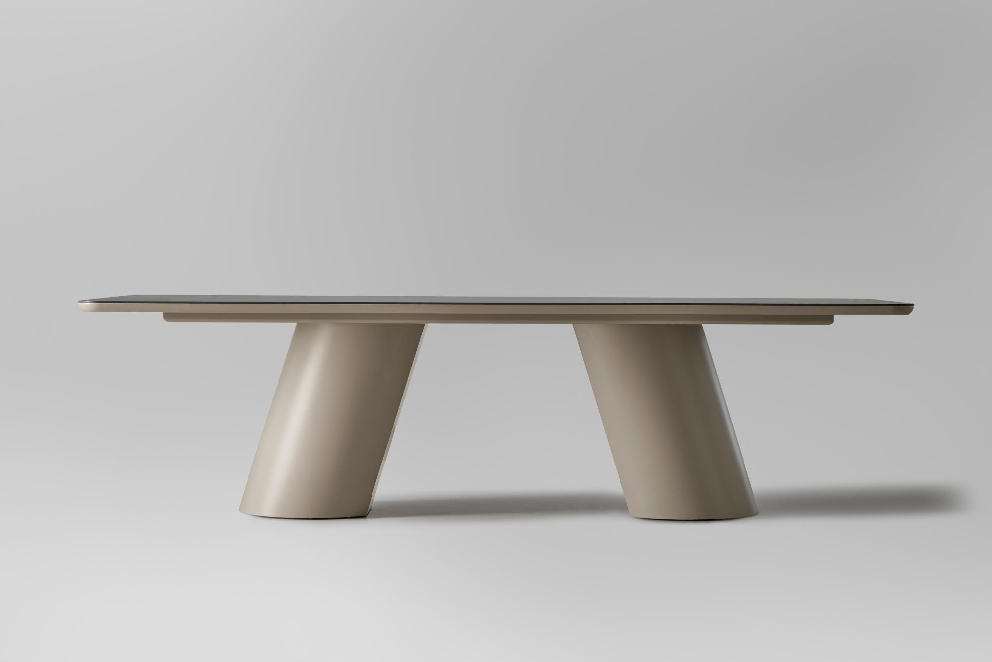 Tavolo da pranzo con piano in ceramica marrone Altea