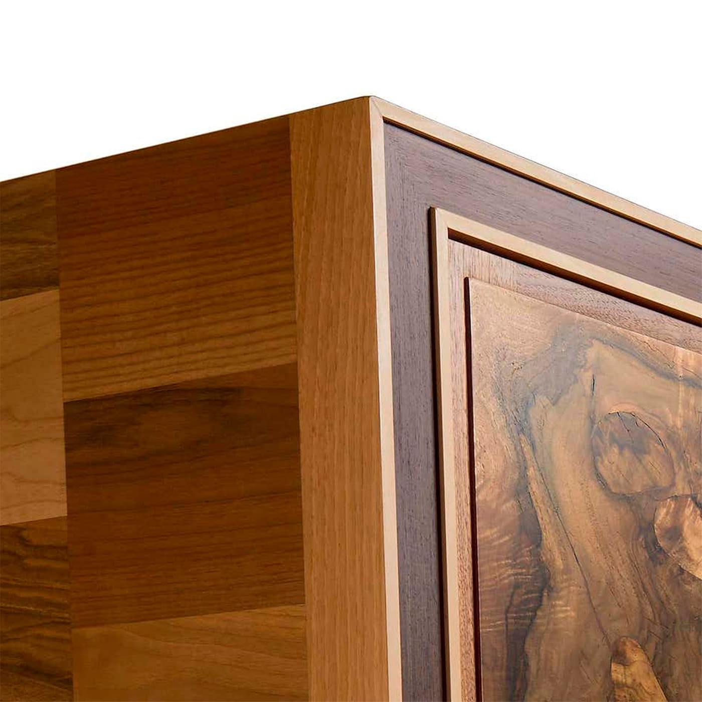 Credenza Italiana Quadra