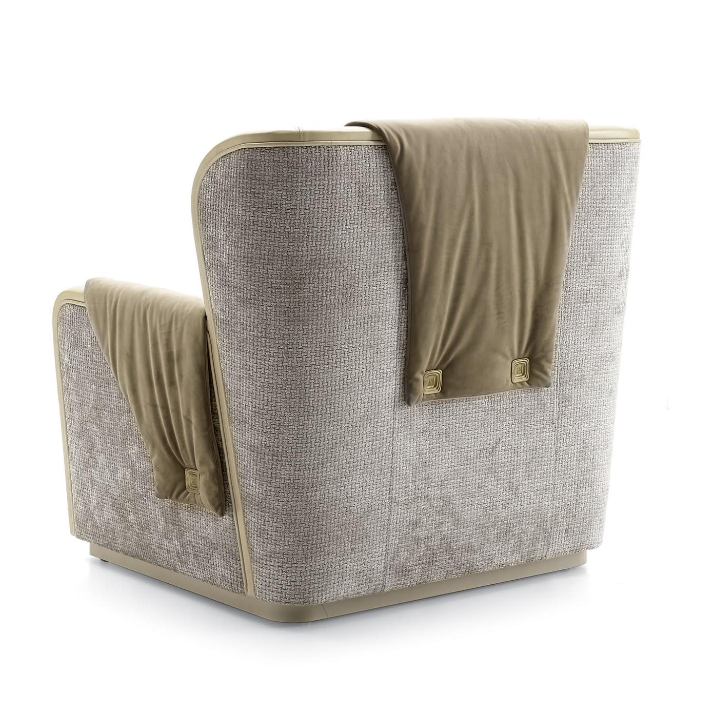 Poltrona Beige Oliver