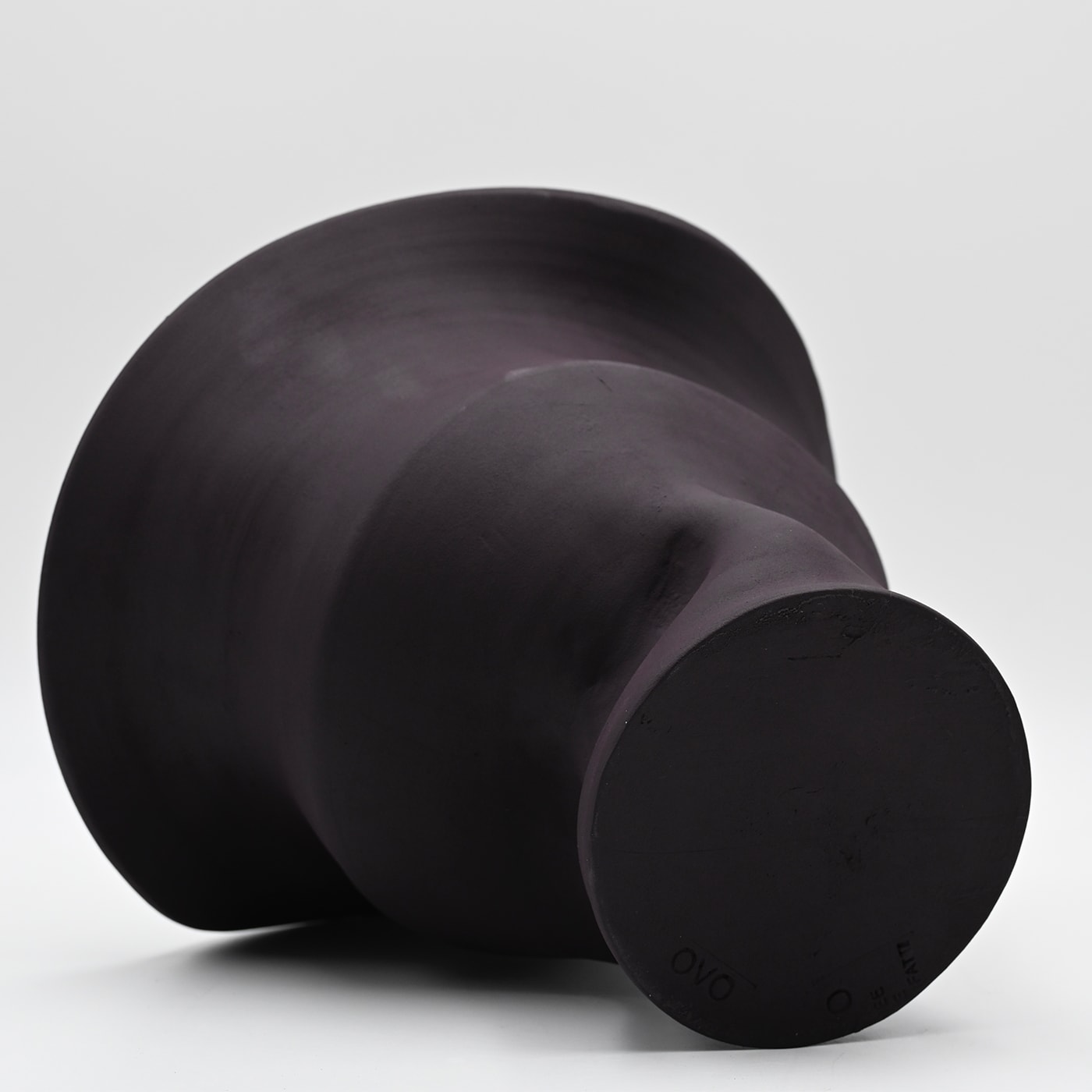 Vaso Antracite Scolpito a Mano