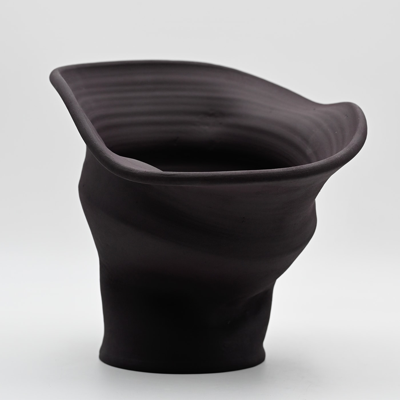Vaso Antracite Scolpito a Mano