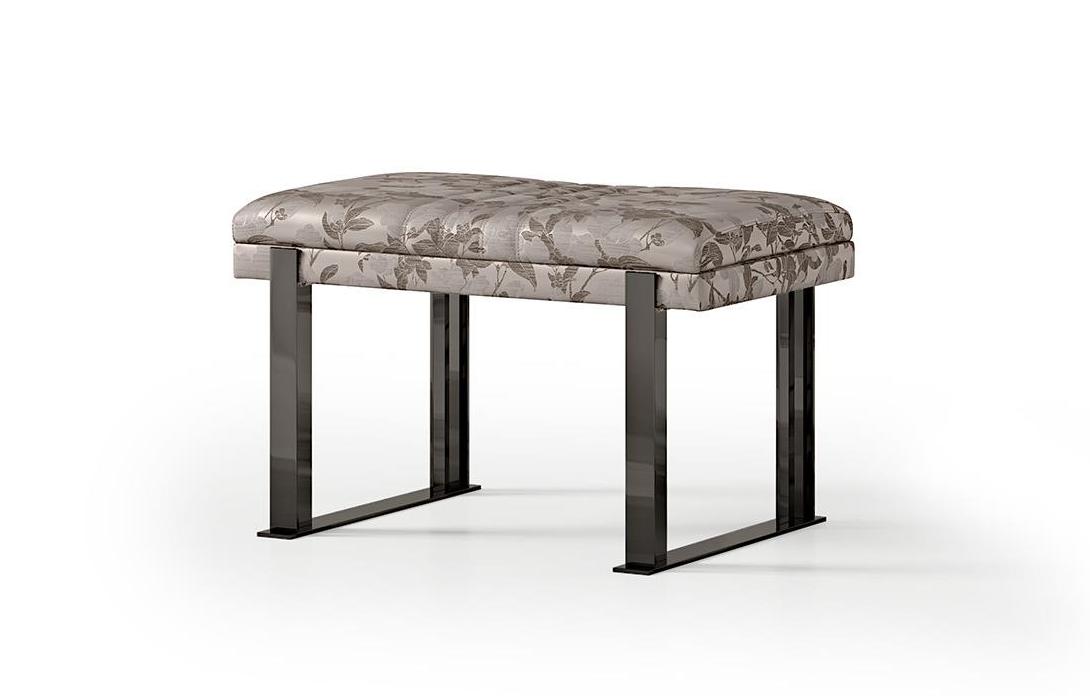 Pouf 2 Gambe Metallo