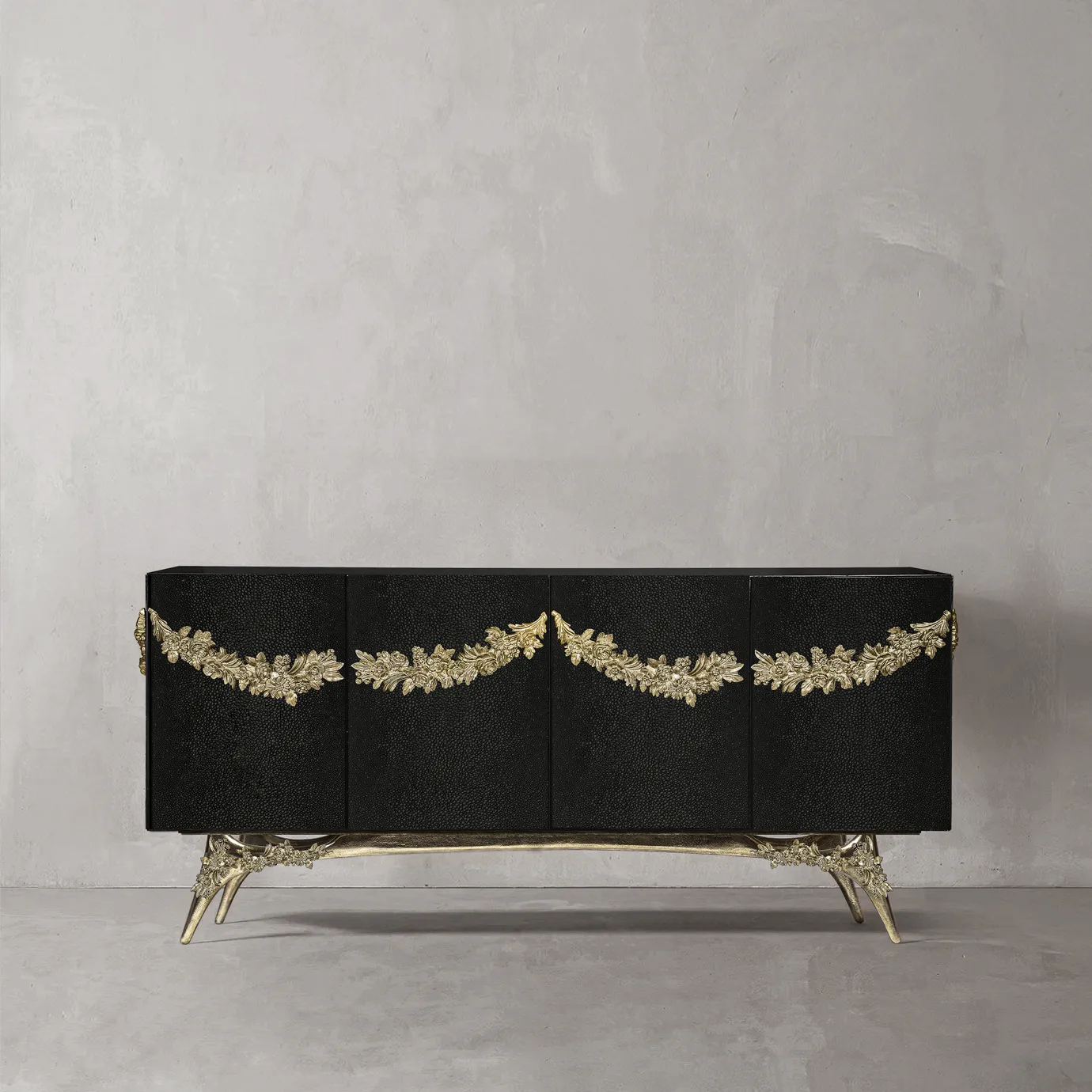 Majestica Credenza in Pelle
