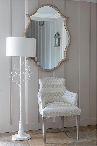 Lampada da terra Millana con finitura gesso