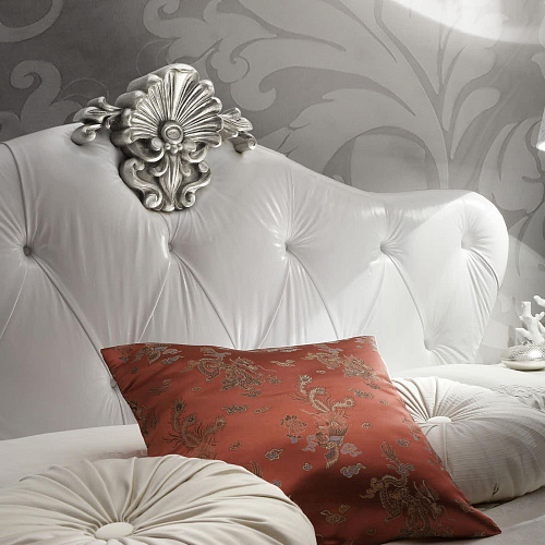 Letto con Testiera in Pelle Bianca