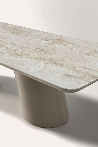 Tavolo da pranzo con piano in ceramica beige Altea